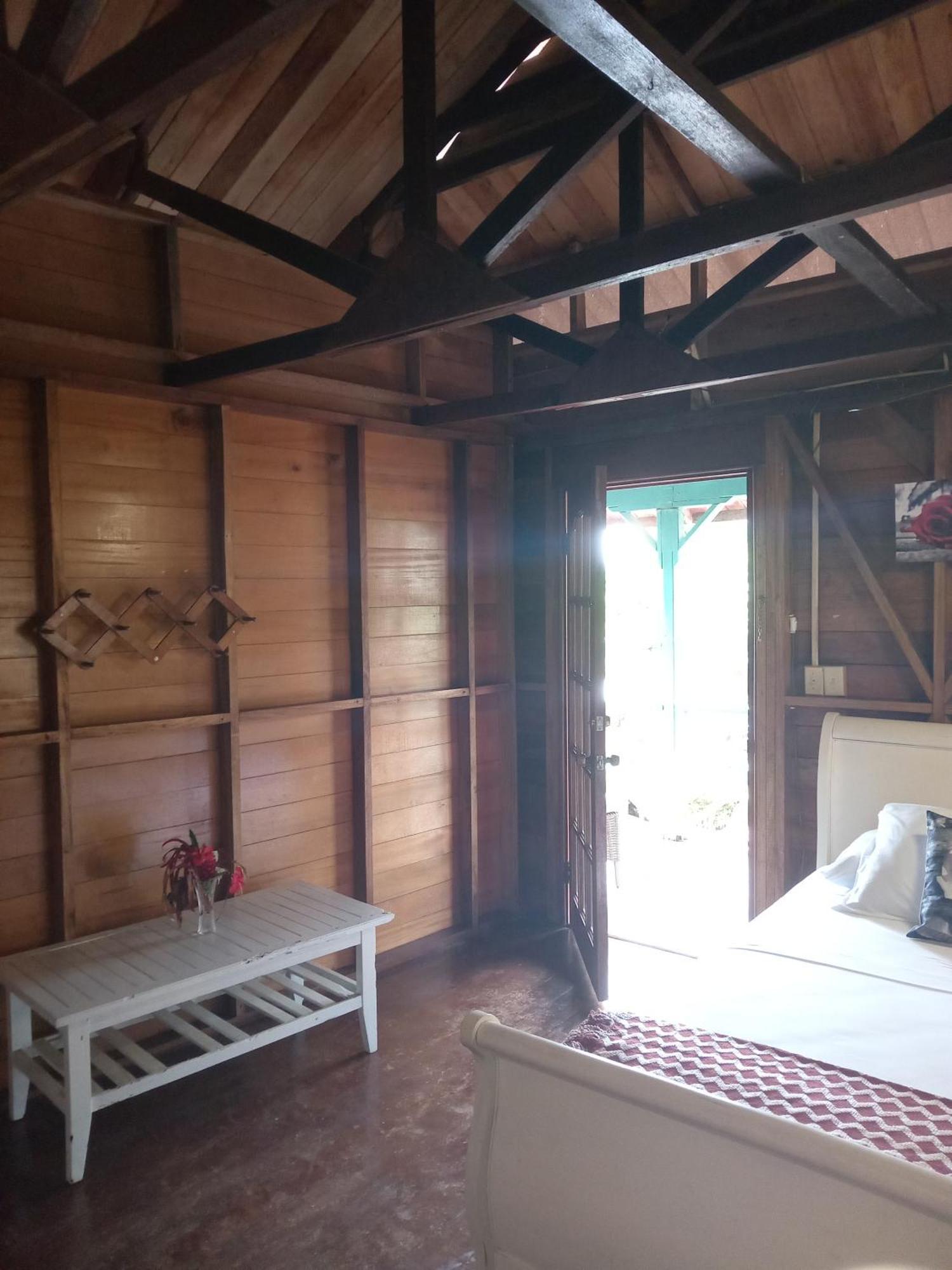 Villa Bahia Del Sol Bocas del Toro Exteriör bild