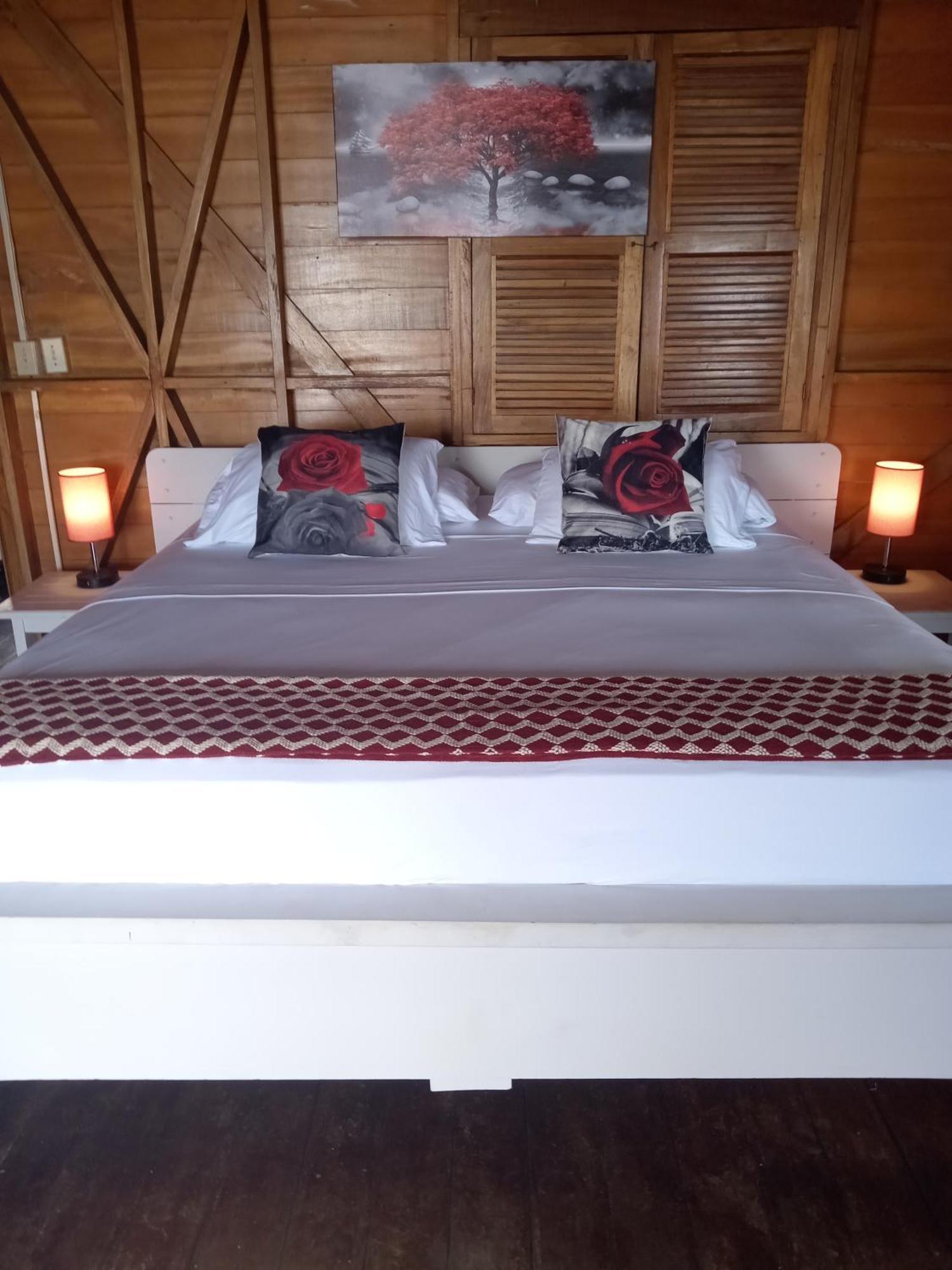 Villa Bahia Del Sol Bocas del Toro Exteriör bild