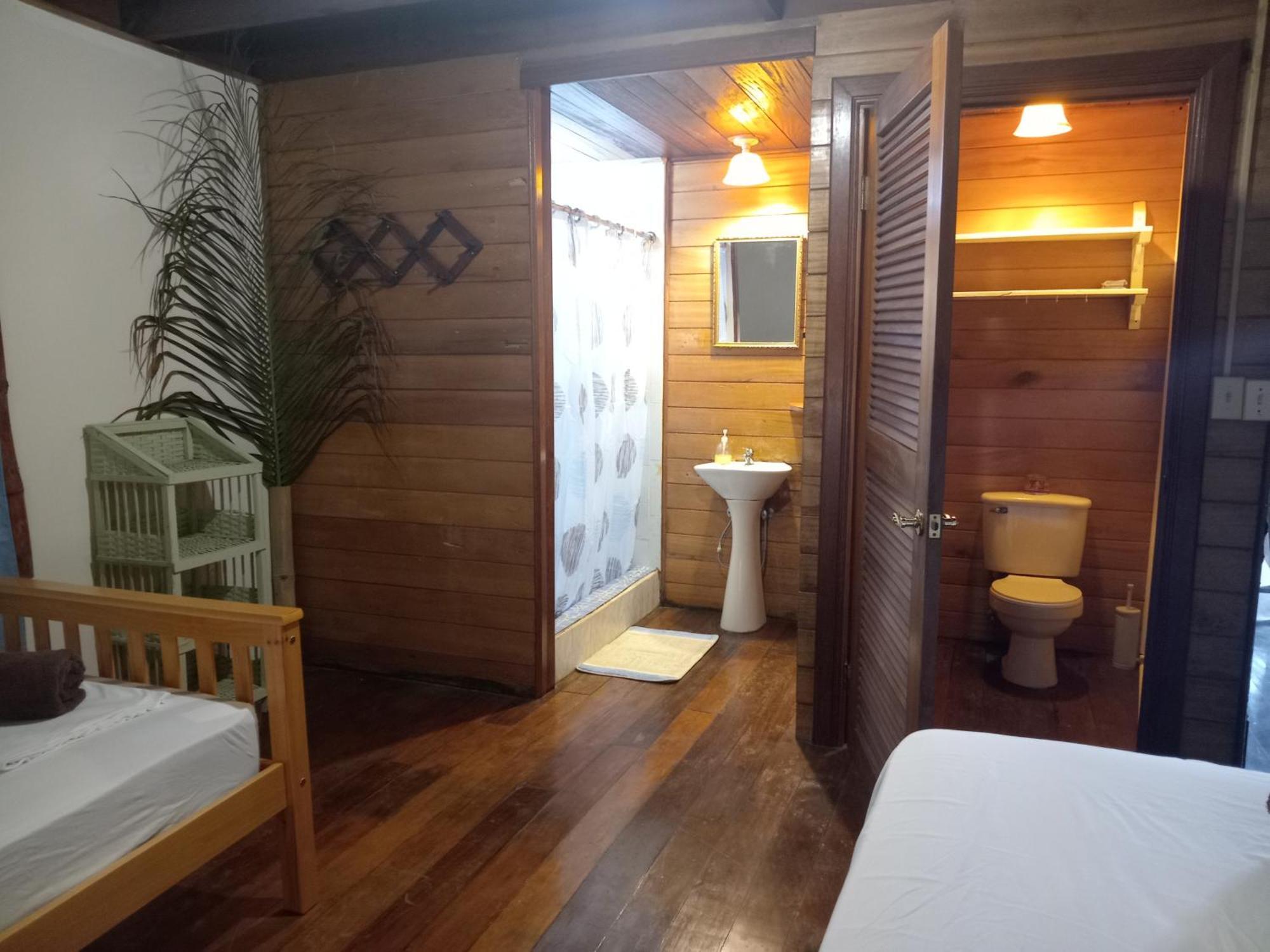 Villa Bahia Del Sol Bocas del Toro Exteriör bild